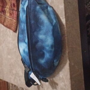 - Unisex  American eagle fanny bag